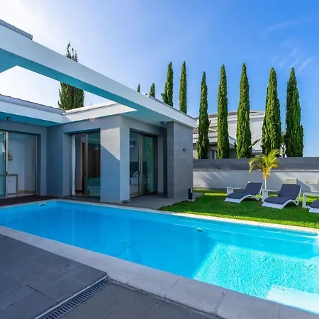 Luxury Lazaro Con Piscina Climatizada サンタ・ウルスラ