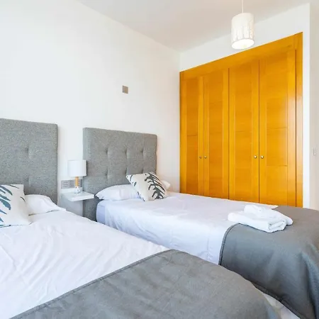 Luxury Lazaro Con Piscina Climatizada *